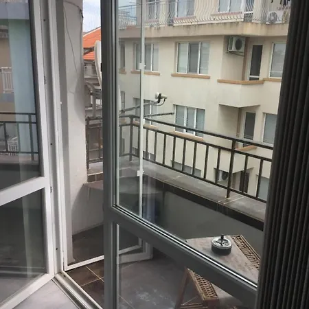 Студио Даяна דירה *